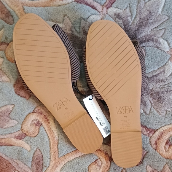 NWT Zara Tan Bow Slide Sandals - Picture 6 of 7